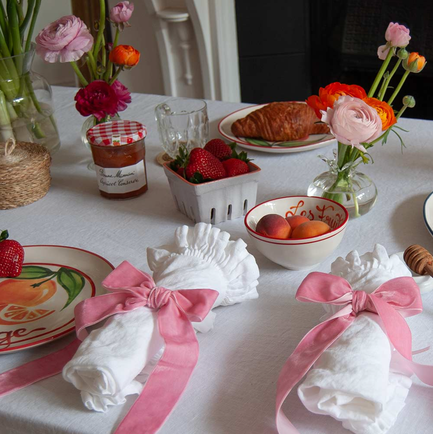 Mistral Drape Ruffle Linen Napkin Set