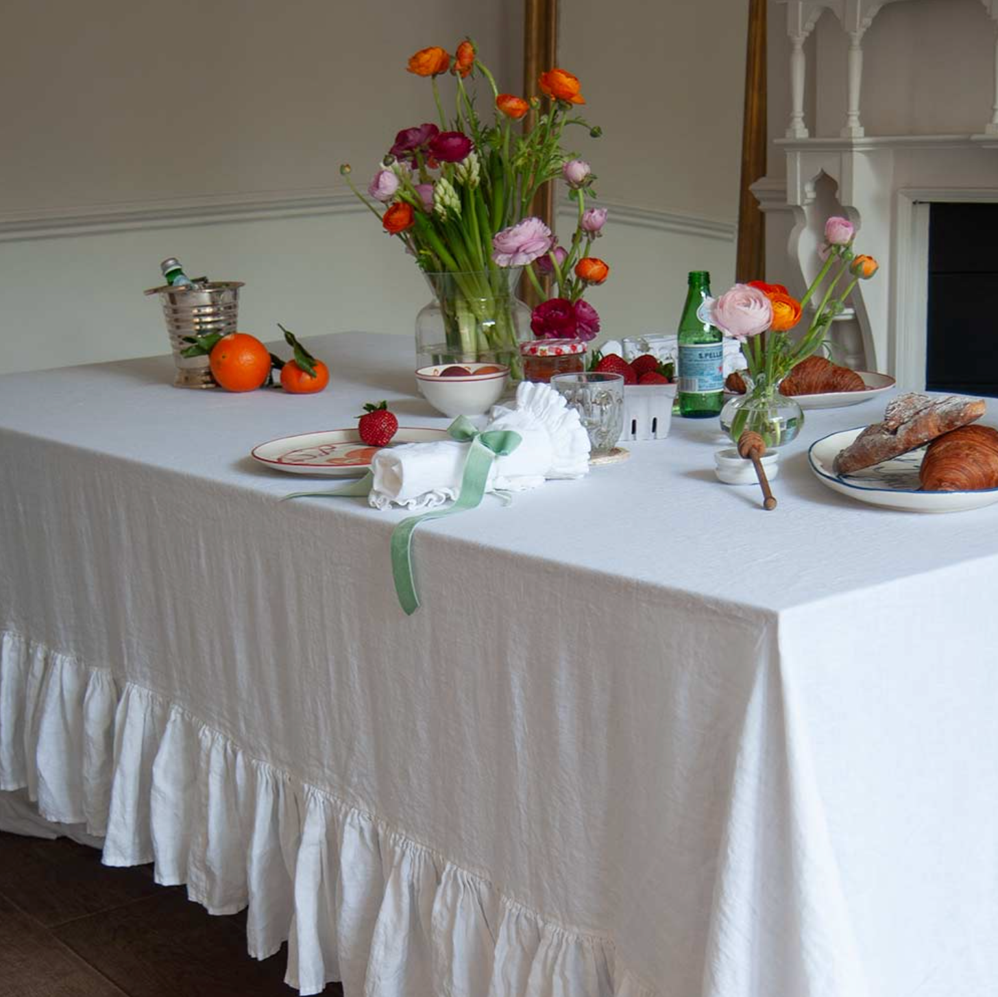 Mistral Drape Ruffle Linen Napkin Set