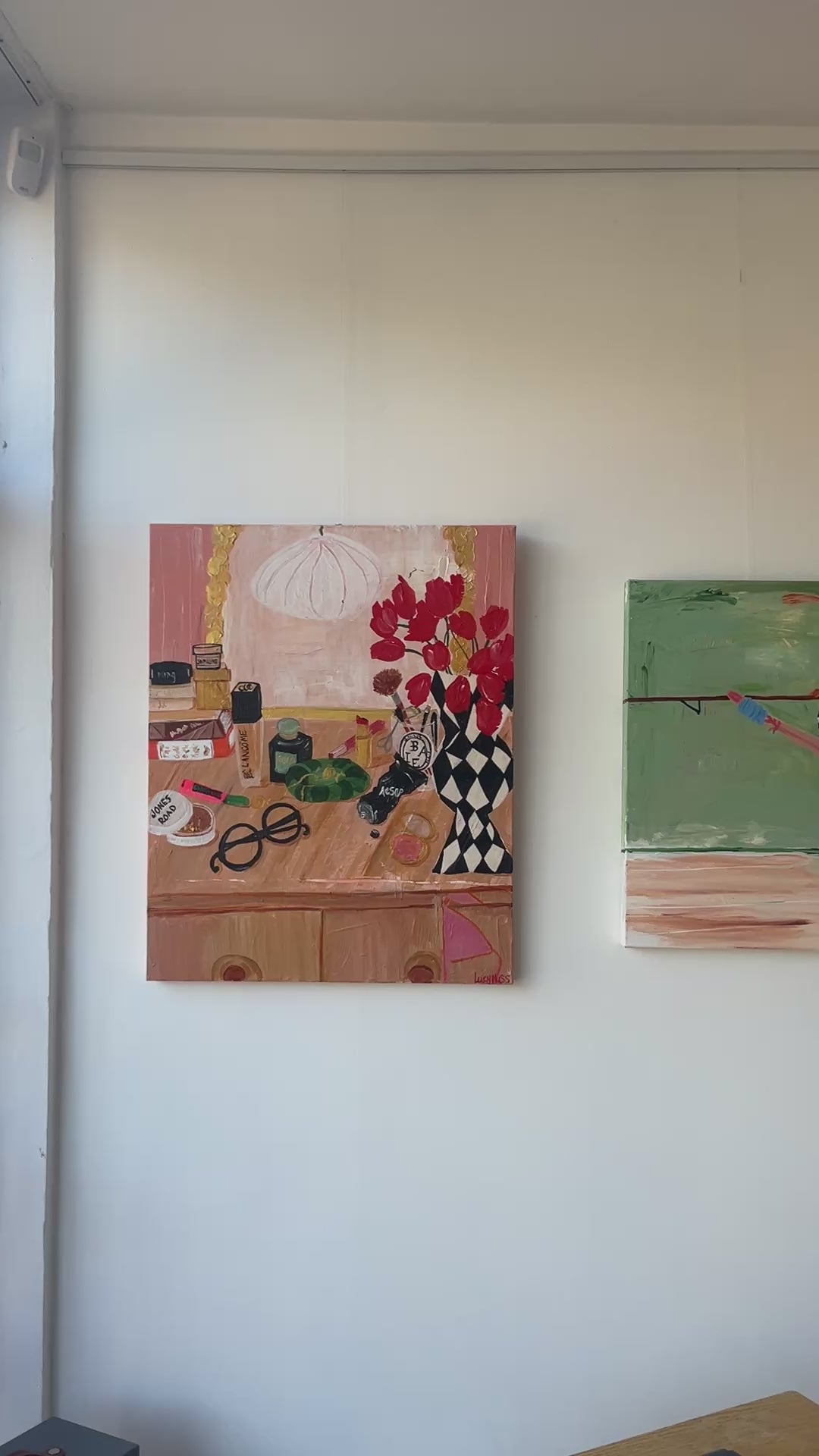 Moving images of Painting in a Gallery 